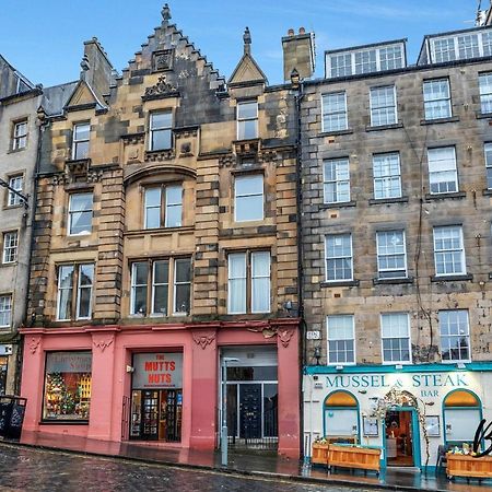 Cosy Grassmarket 2Br-1Ba - Newly Decorated! By Bonjour Residences Edinburgh Eksteriør bilde