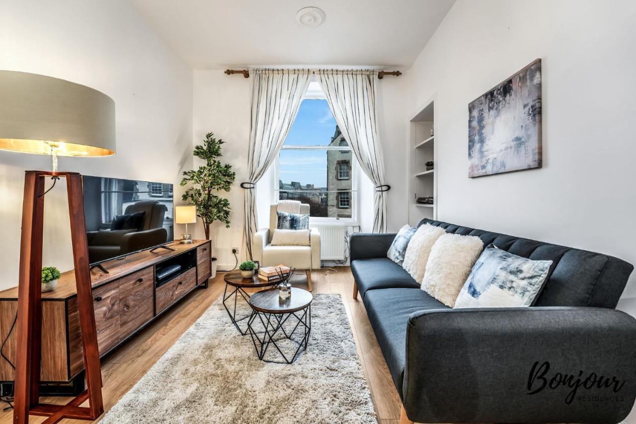 Cosy Grassmarket 2Br-1Ba - Newly Decorated! By Bonjour Residences Edinburgh Eksteriør bilde