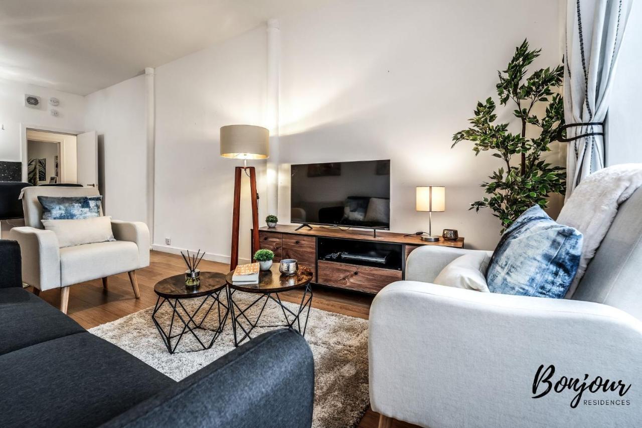 Cosy Grassmarket 2Br-1Ba - Newly Decorated! By Bonjour Residences Edinburgh Eksteriør bilde