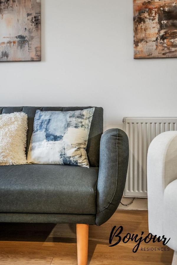 Cosy Grassmarket 2Br-1Ba - Newly Decorated! By Bonjour Residences Edinburgh Eksteriør bilde