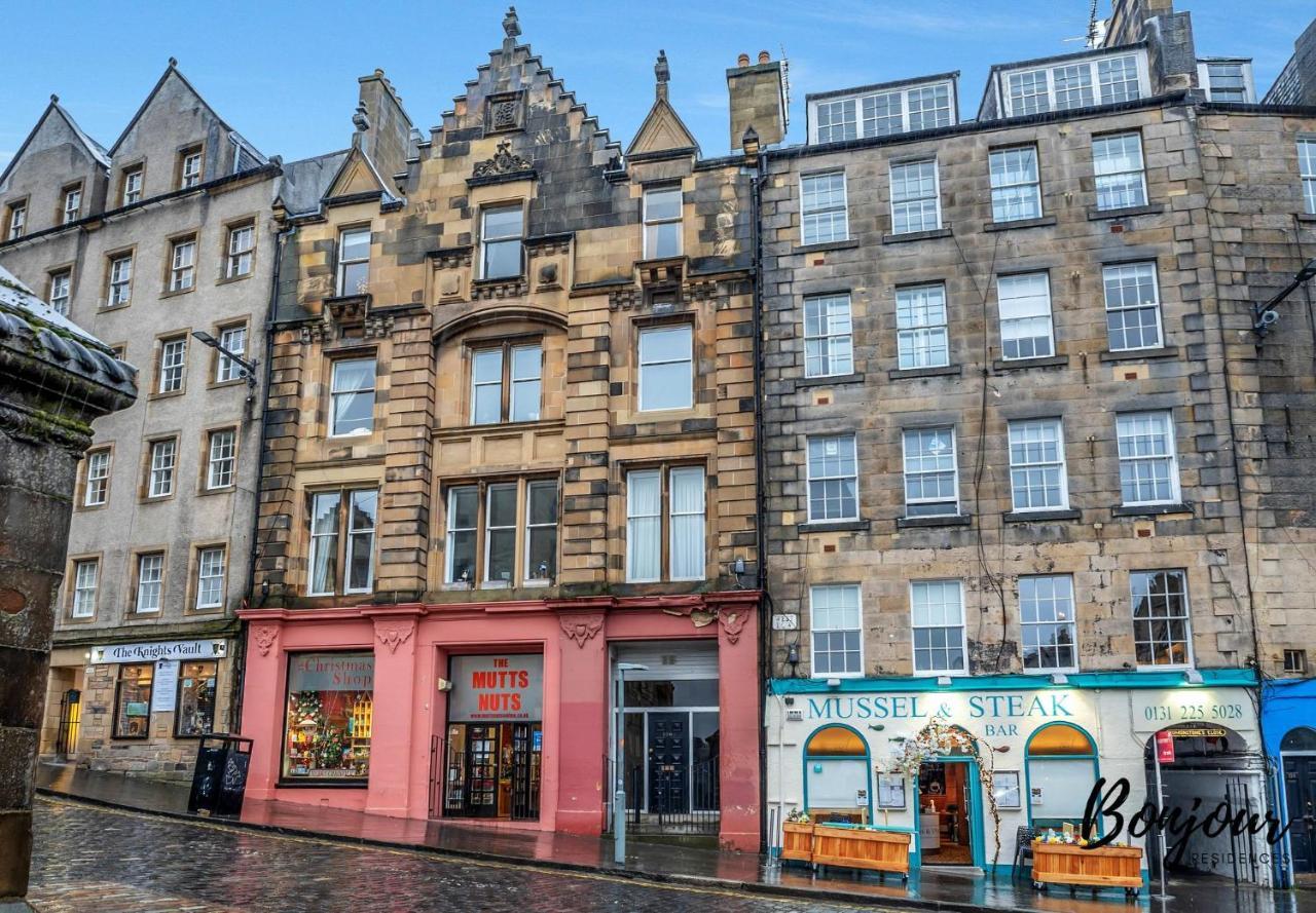 Cosy Grassmarket 2Br-1Ba - Newly Decorated! By Bonjour Residences Edinburgh Eksteriør bilde