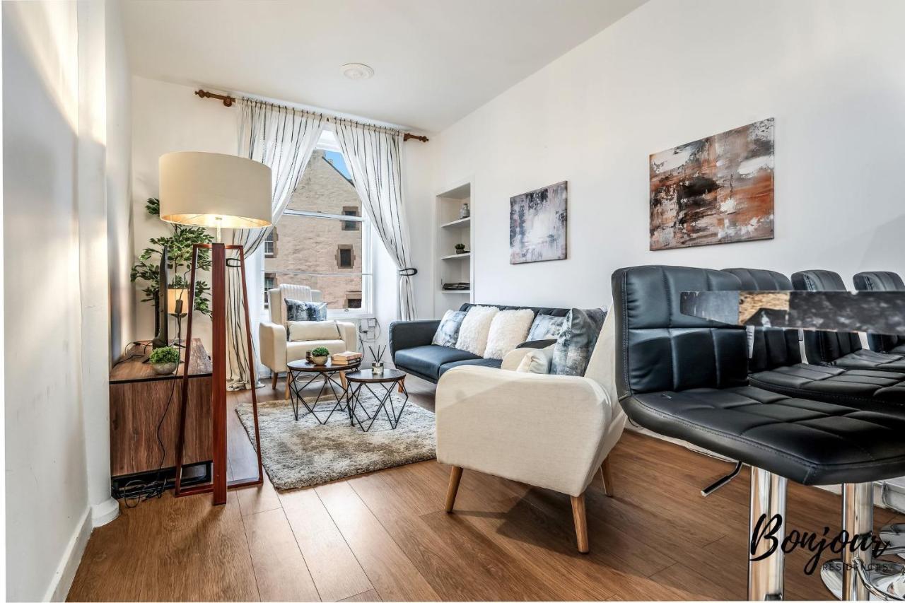 Cosy Grassmarket 2Br-1Ba - Newly Decorated! By Bonjour Residences Edinburgh Eksteriør bilde